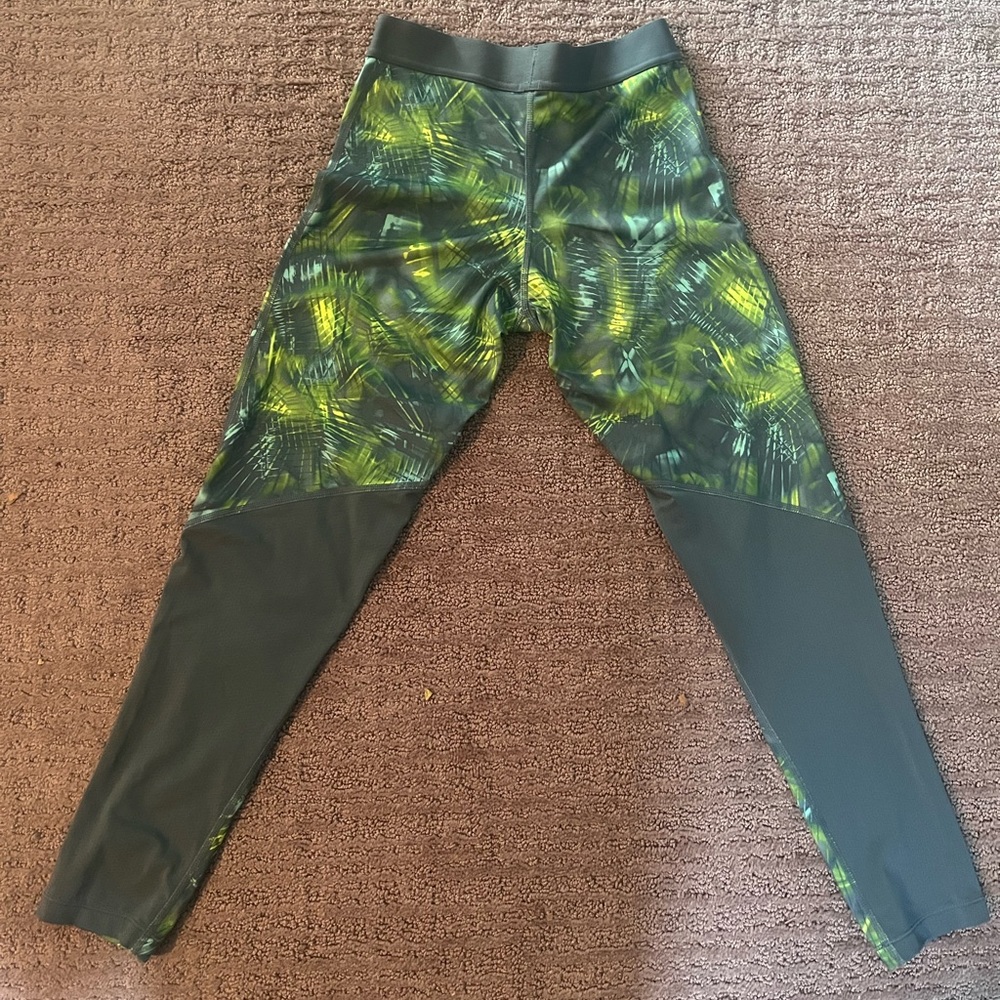 Nike Pro Dri Fit Large - Picture 3 of 3